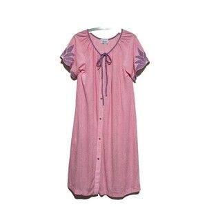 Vintage Terry Housecoat Lounger Robe Snap Front with Tie Neck 70s Pink Purple M